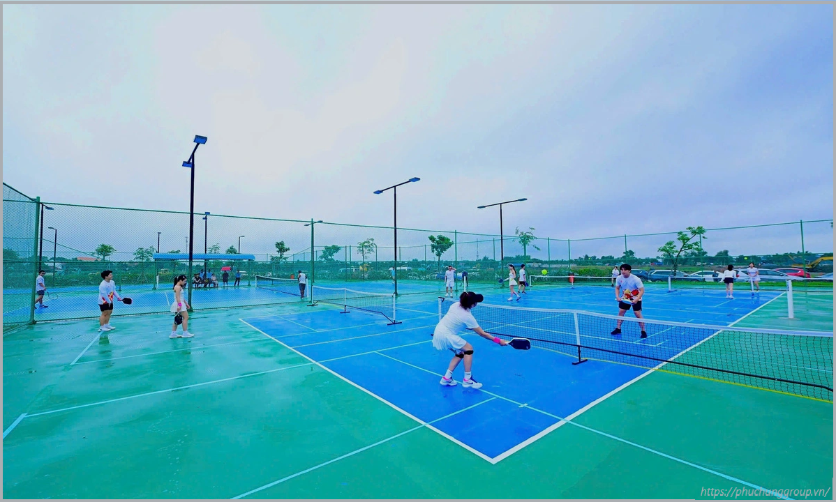 Các Sân Tennis Và Sân Pickleball Tại La Home