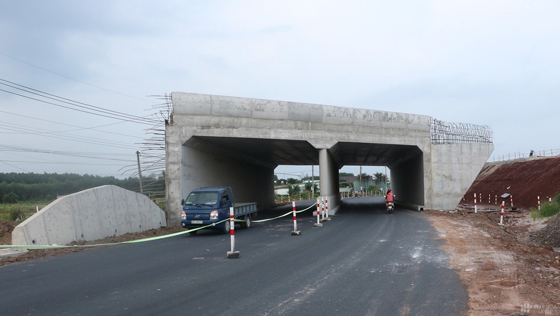 Hầm Chui 2 Cửa Tại đường Tập đoàn 7 Phước Bình, điểm Giao Giữa Dự án Thành Phần 2 Và 3 Trên Cao Tốc Bà Rịa - Vũng Tàu - Đồng Nai, đang Dần Hoàn Thiện Và Chuẩn Bị đấu Nối