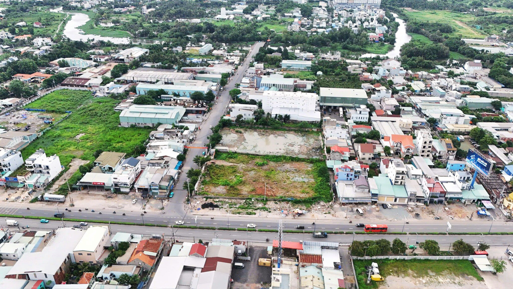 Tiến độ The Emerald Boulevard (2)
